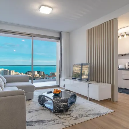 Apartment The Place Funchal (Madeira)