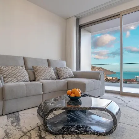 The Place Apartment *