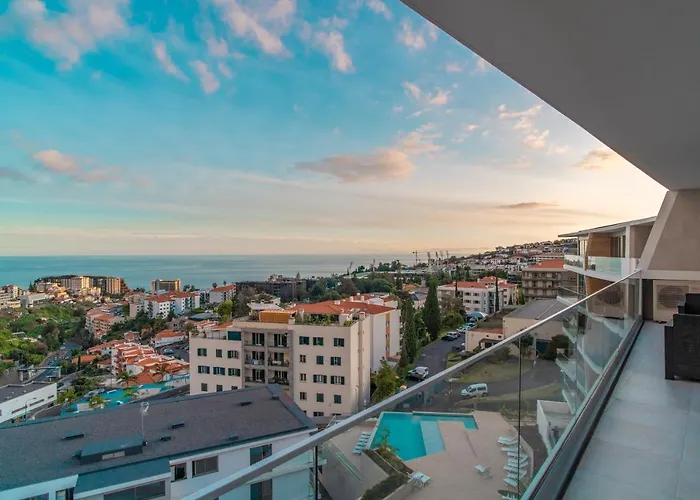 דירה The Place *